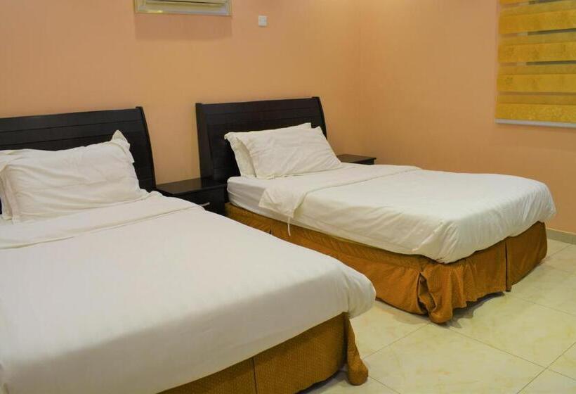 וילת 3 חדרי שינה עם בריכה, منتجع شاطئ العرب الرايس