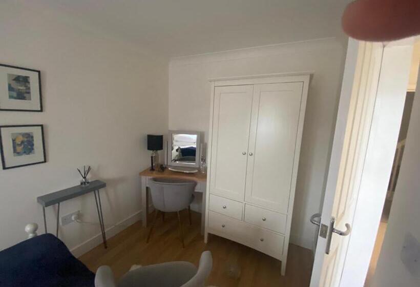 Номер Стандарт, An Mordros 15 Polkirt Heights