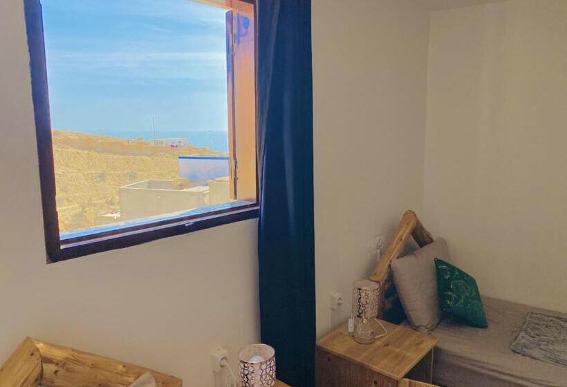 Triple Room Sea View, Tizaou Guest House