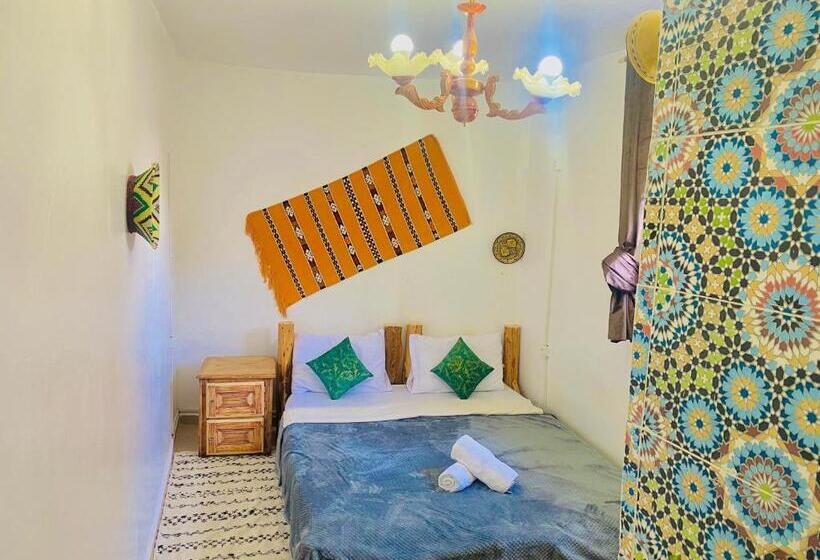 Номер Стандарт, Tizaou Guest House