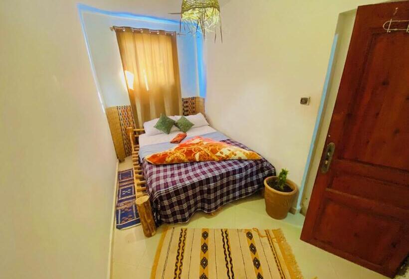 Номер Стандарт, Tizaou Guest House