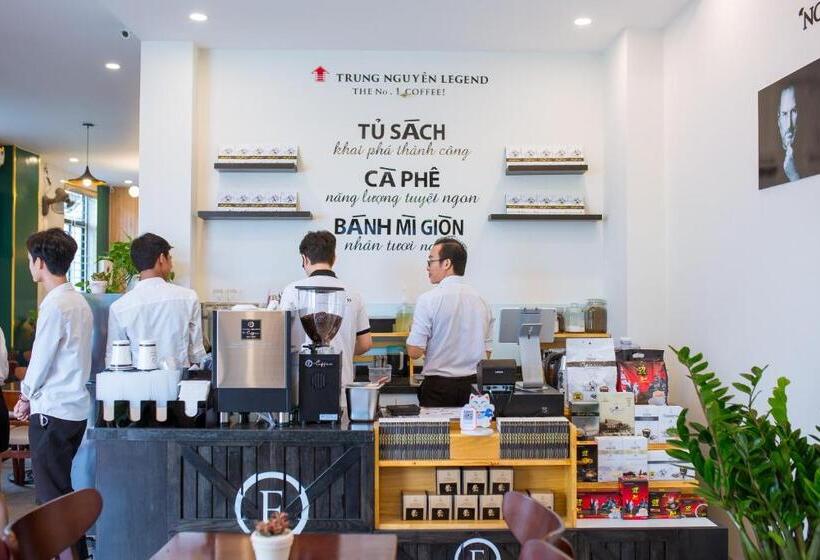 اتاق استاندارد یک نفره, Big Hotel Huế