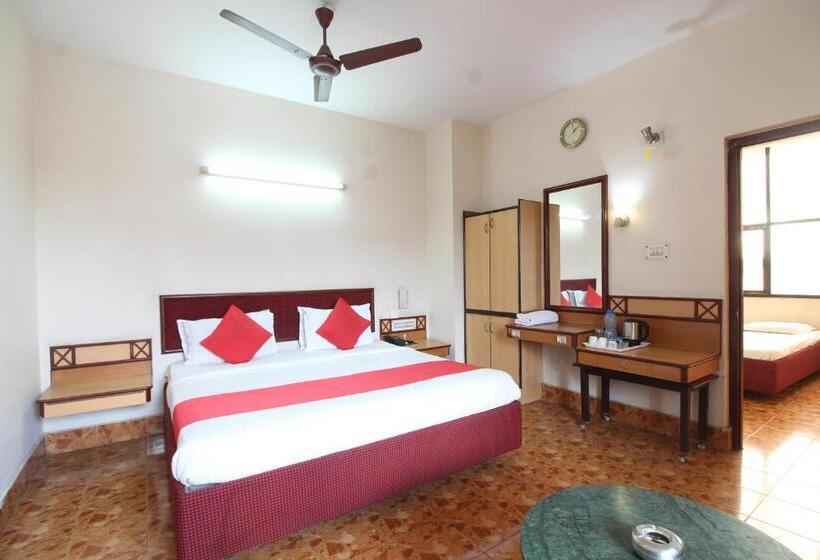 غرفة عائلية, Agarwal S Residency