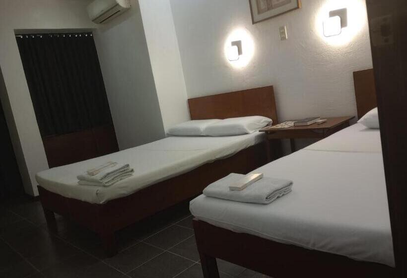 اتاق لوکس سه تخته, Citywalk