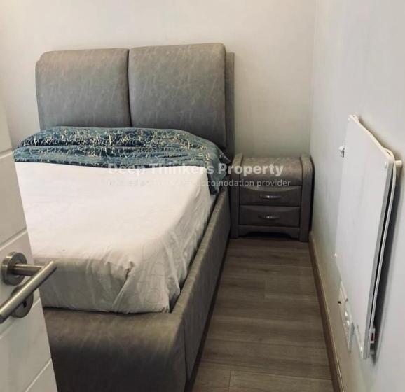 شقة غرفتين, Deep Thinkers Property