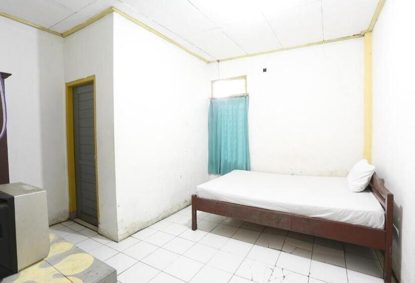 Номер Стандарт Индивидуальный, Oyo 93119 Guest House Leo Patra