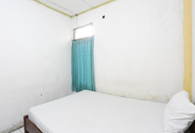 Номер Стандарт Индивидуальный, Oyo 93119 Guest House Leo Patra