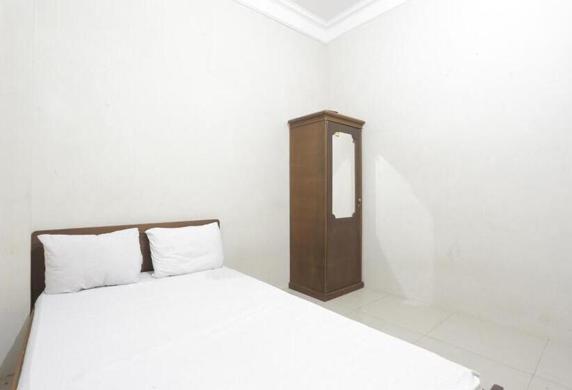 Номер Стандарт, Oyo 93119 Guest House Leo Patra