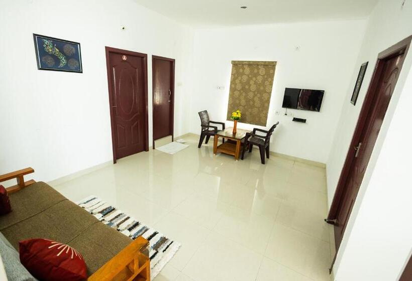 家庭工作室, Royal Beach Service Apartment