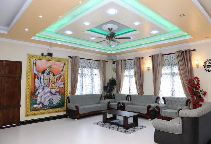 디럭스 룸, Hajiz Palace