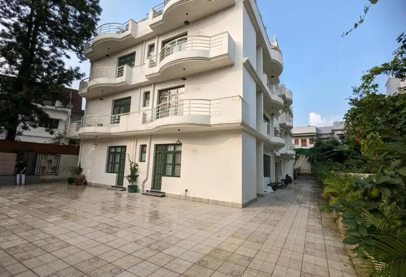 Deluxe-huone, 15 Verandah