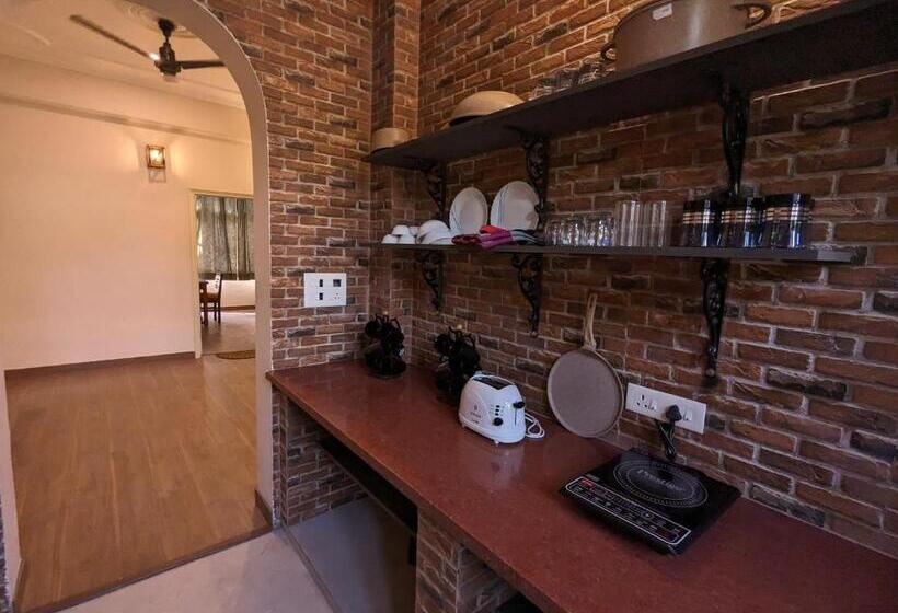 סוויטה משפחתית, 15 Verandah