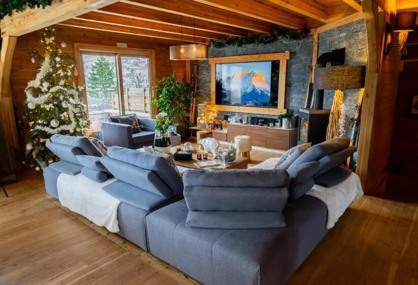 Perhehuone Vuoristonäkymä, Chambre D Hôte Au Chalet Datcha