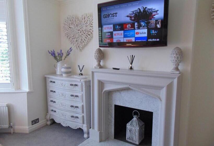 اتاق استاندارد, Whitstable Lets