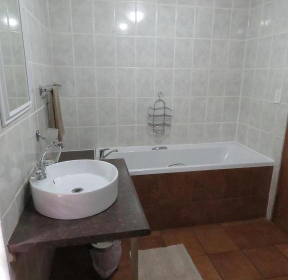 スタンダードルーム, Cheerio Trout Fishing & Holiday Resort