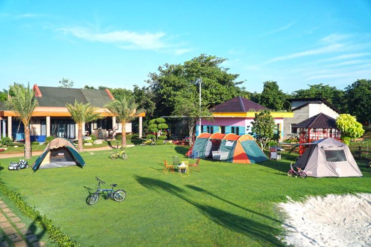 چادر با خدمات رفاهی استاندارد, Greenfield Farmstay