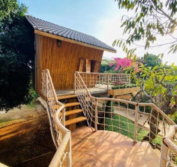 کلبه ییلاقی, Greenfield Farmstay