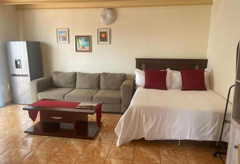 דירת חדר, Lily Park Themepark