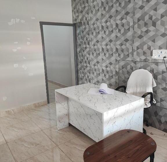 Standard Room, Raaj Grand