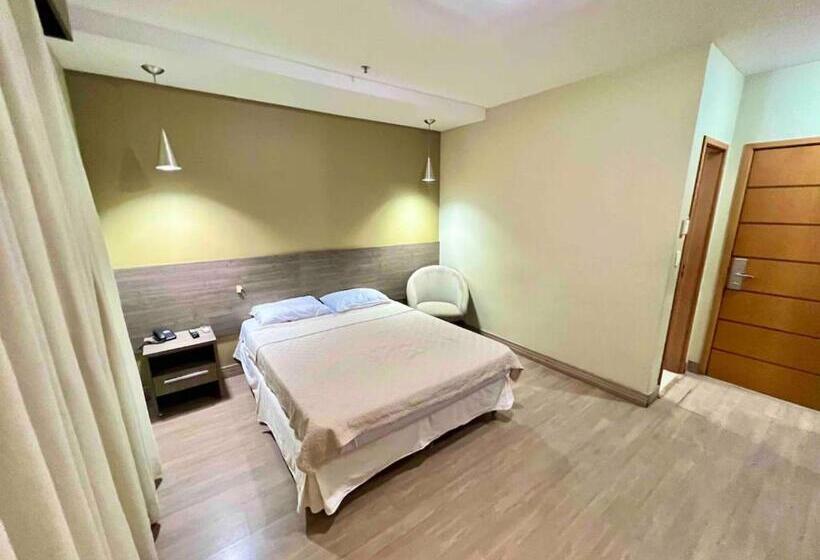 스위트, Iguassú Suítes   602