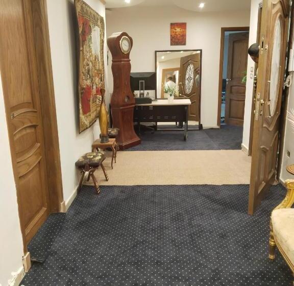 استودیوی استاندارد, باب المدائن
