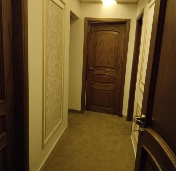 استودیوی استاندارد, باب المدائن