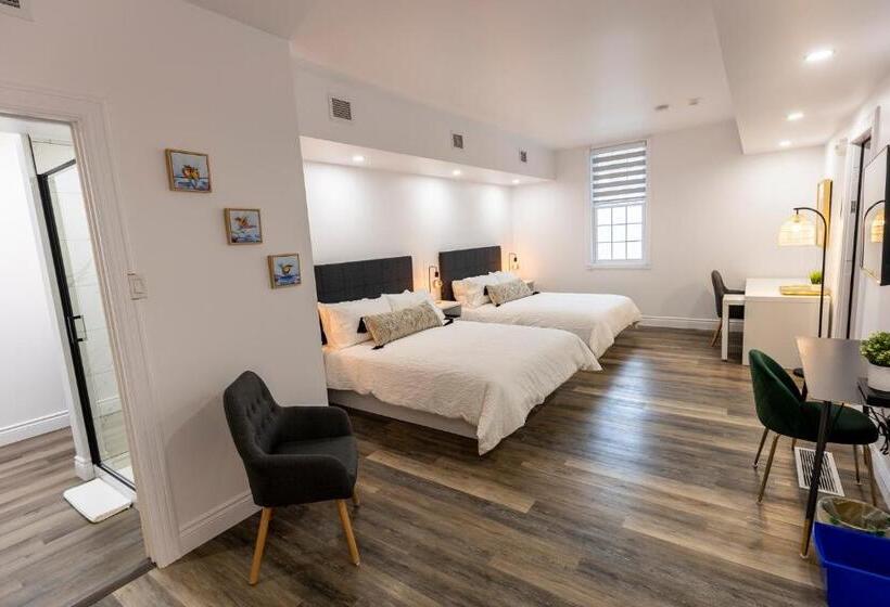 Четырехместный Номер Superior, Auberge Nouvelle France