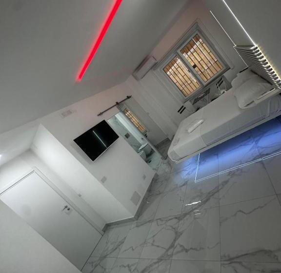 חדר סטנדרט, Gr’eat