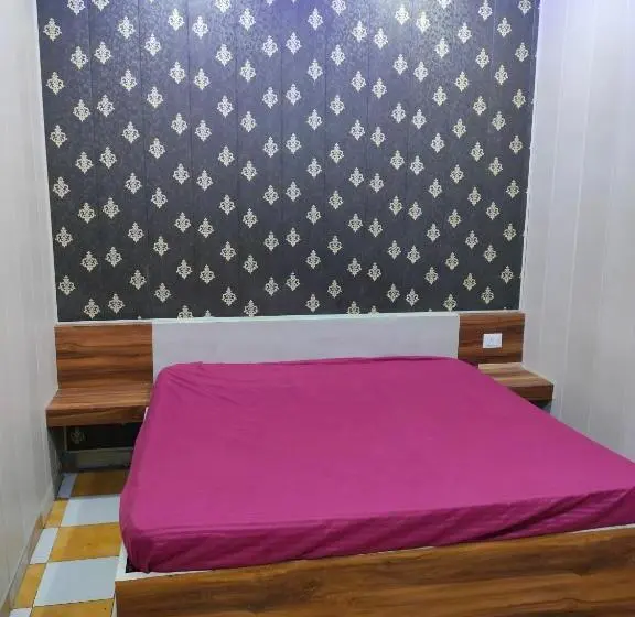スタンダードルーム, Annu Bhai Sewa Sadan