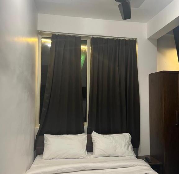 Номер Deluxe, Aroma Inn