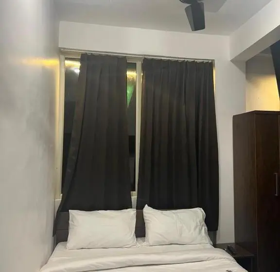 Deluxe-huone, Aroma Inn