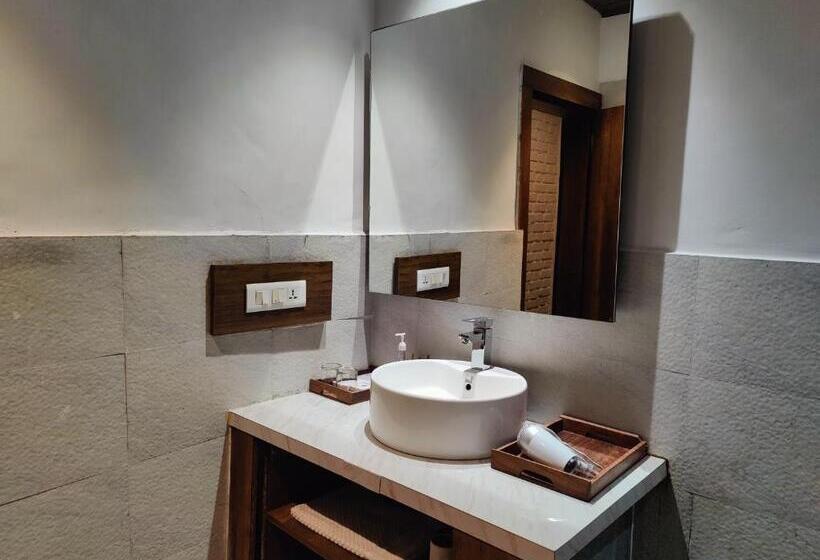 Номер Deluxe, Great Empire