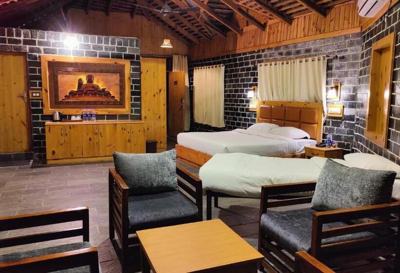 Семейное Бунгало, Great Empire