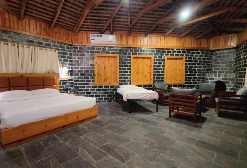 Семейное Бунгало, Great Empire