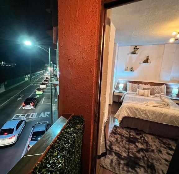 バルコニー付きデラックスルーム, Habitación Deluxe Con Balcón