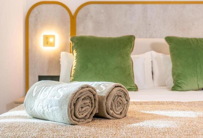 اتاق سوپریور با تخت بزرگ, Málaga Vibes