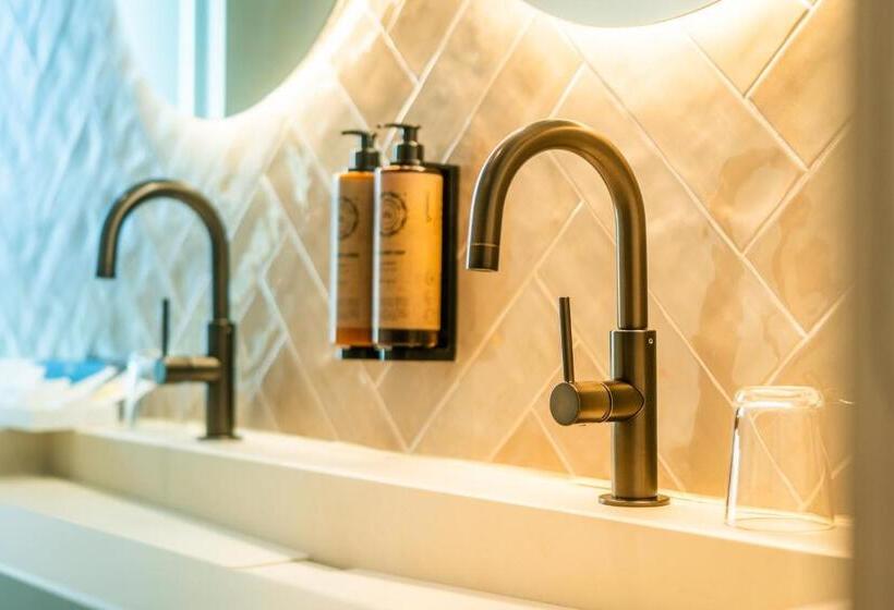 اتاق لوکس با تخت بزرگ, Málaga Vibes