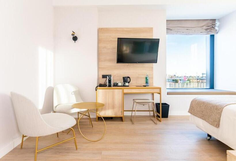 اتاق لوکس با تخت بزرگ, Málaga Vibes