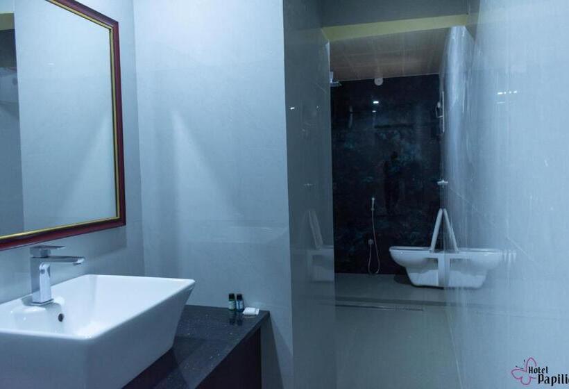 带大床的高级房间, Papilio