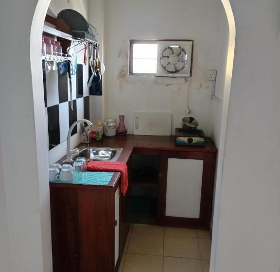 Студия Deluxe, Rock Caffee Holiday Inn