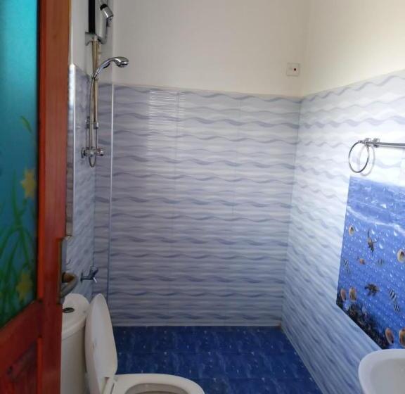 Номер Deluxe с Балконом, Rock Caffee Holiday Inn