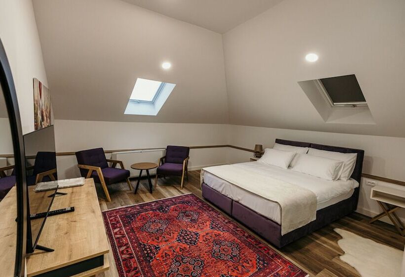 اتاق استاندارد, Pansion Fawlty Towers Sarajevo