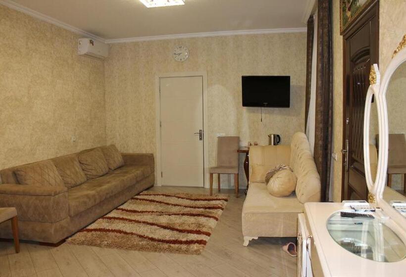 سوییت, Museum Guest House Muzey Ailəvi Qonaq Evi