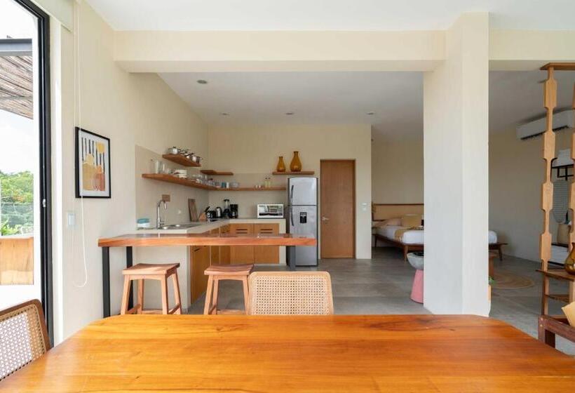 Deluxe Suite King Bed, Xp Tulum