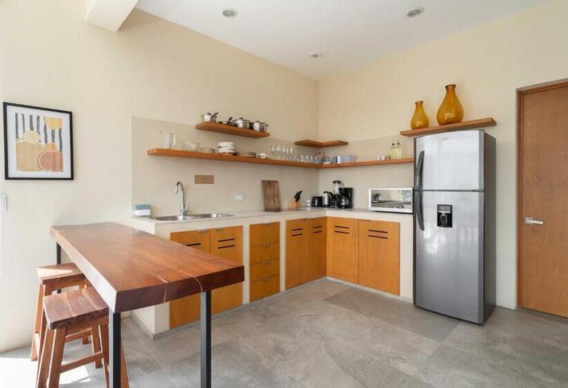 Deluxe Suite King Bed, Xp Tulum