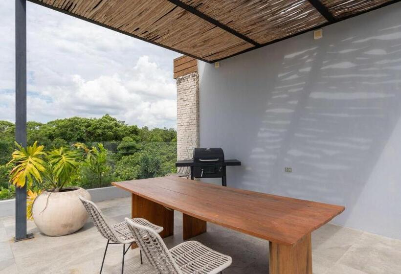 Deluxe Suite King Bed, Xp Tulum