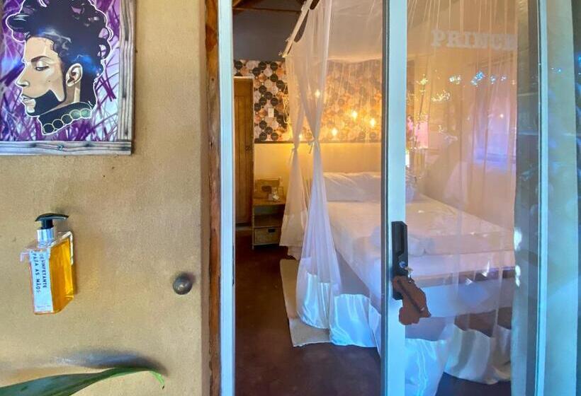 חדר סטנדרט, Mozambeat Motel