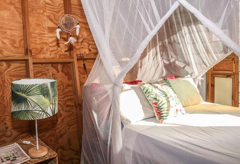 스탠다드 방갈로 정원 전망, Mozambeat Motel