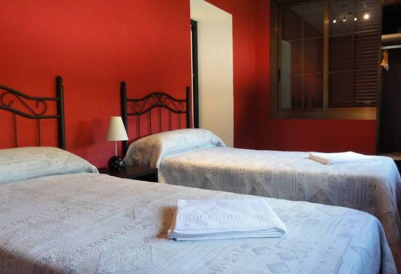 带3个卧室的公寓, Aparthotel Can Gallart