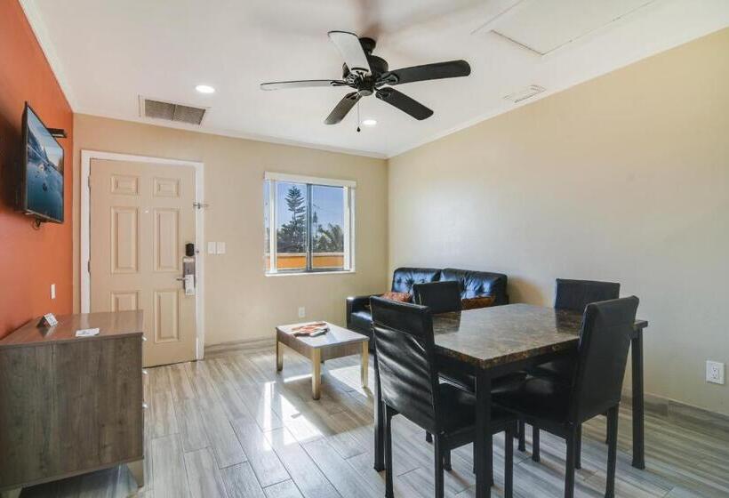 Suite met 2 Slaapkamers, Anthony's On The Beach